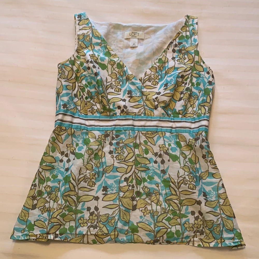 Ann Taylor Loft top, size 2P